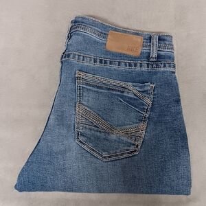 BKE Tyler Straight Blue Jeans 36x28 Light Wash